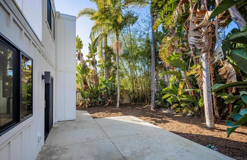 250 Hillcrest Drive, Encinitas, CA, 92024