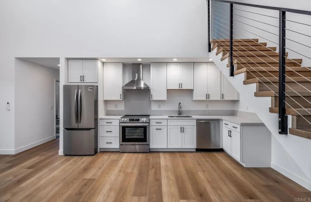 250 Hillcrest Drive, Encinitas, CA, 92024