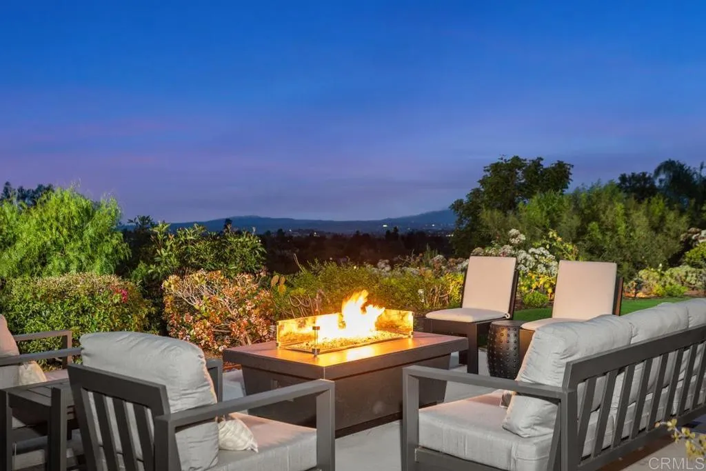 https://cdn.realtyfeed.com/cdn/127/306618373/0b616826ad8fea4ba90b64f1c8732c21.webp
