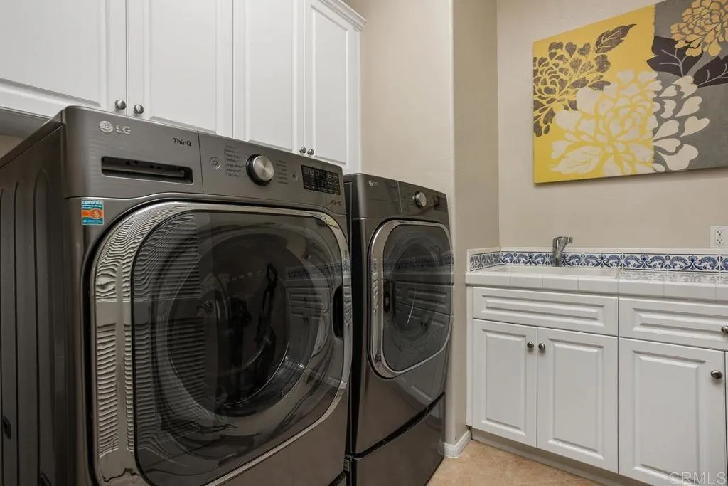 https://cdn.realtyfeed.com/cdn/127/306618373/9e6844dc43f82aba09d8766ba085edac.webp