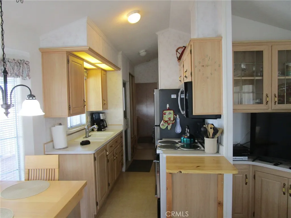 70201 Aurora Unit 149, Desert Hot Springs, CA 92241 - Photo 5 of 16, Desert Hot Springs, CA