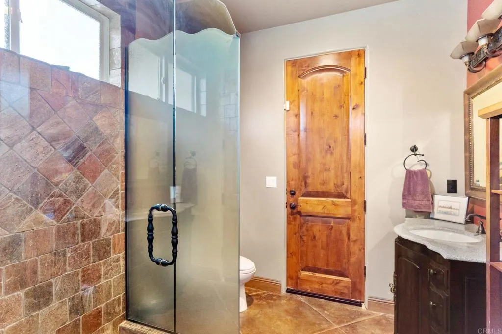 https://cdn.realtyfeed.com/cdn/127/306618411/203386884cf5ad0fae5bacc0b202a465.webp