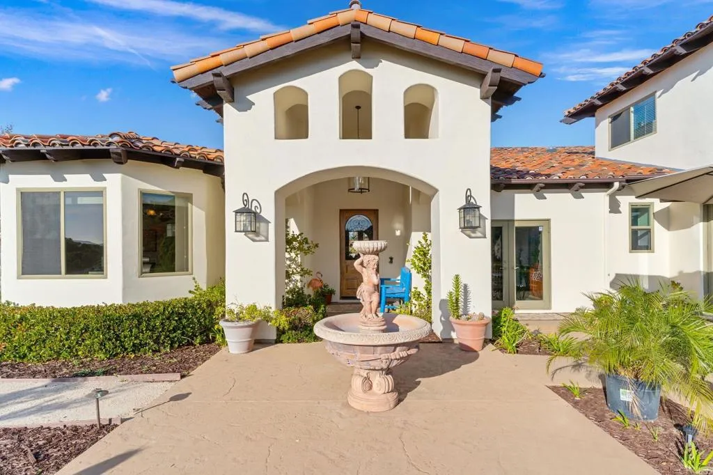 https://cdn.realtyfeed.com/cdn/127/306618411/3a496f69ee10763044ce698b05217d53.webp