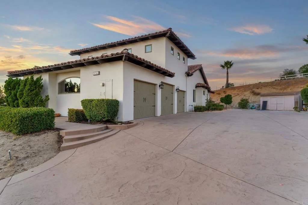 https://cdn.realtyfeed.com/cdn/127/306618411/779442b255f6f5fedfef54ba3e7f8c9e.webp