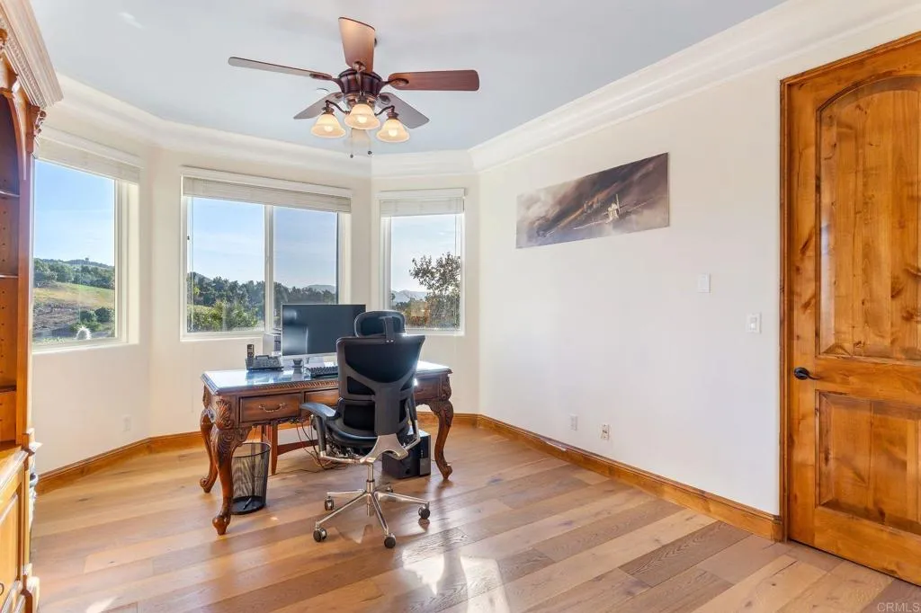 https://cdn.realtyfeed.com/cdn/127/306618411/90c71bb16103c8348b4f8e576835f49f.webp