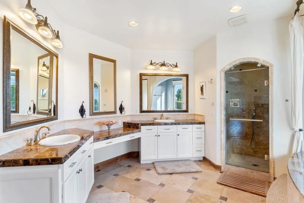 https://cdn.realtyfeed.com/cdn/127/306618411/98271bb559e0d1951c71ffdd8a7246a2.webp