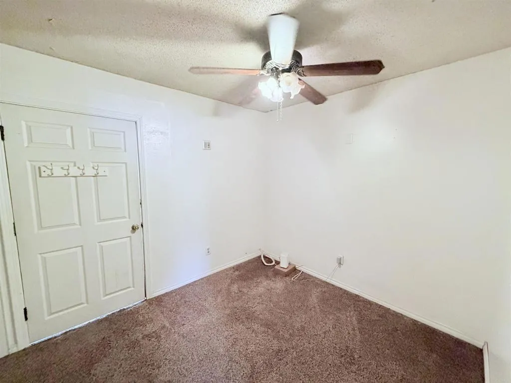 https://cdn.realtyfeed.com/cdn/127/306618415/8686e74fb64ce303c42bbacc906ff212.webp