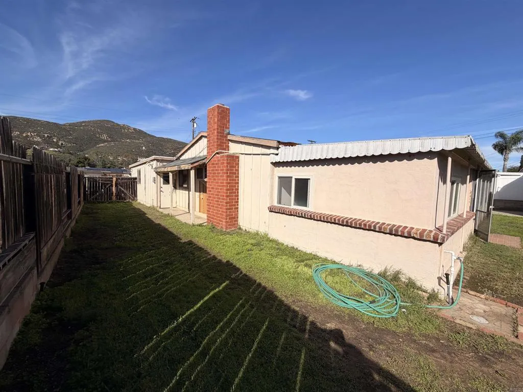 https://cdn.realtyfeed.com/cdn/127/306618415/a43a9f30146aebea35c17840f4935964.webp