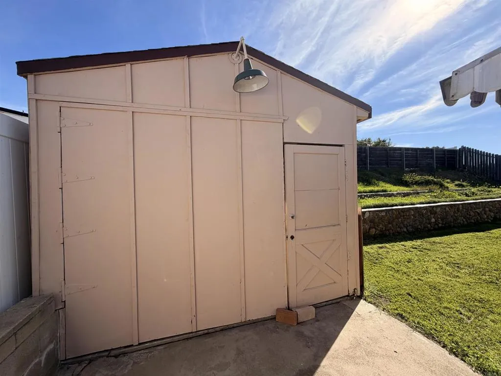 https://cdn.realtyfeed.com/cdn/127/306618415/e2bf516592b8c93362660c1fe1b9aeea.webp
