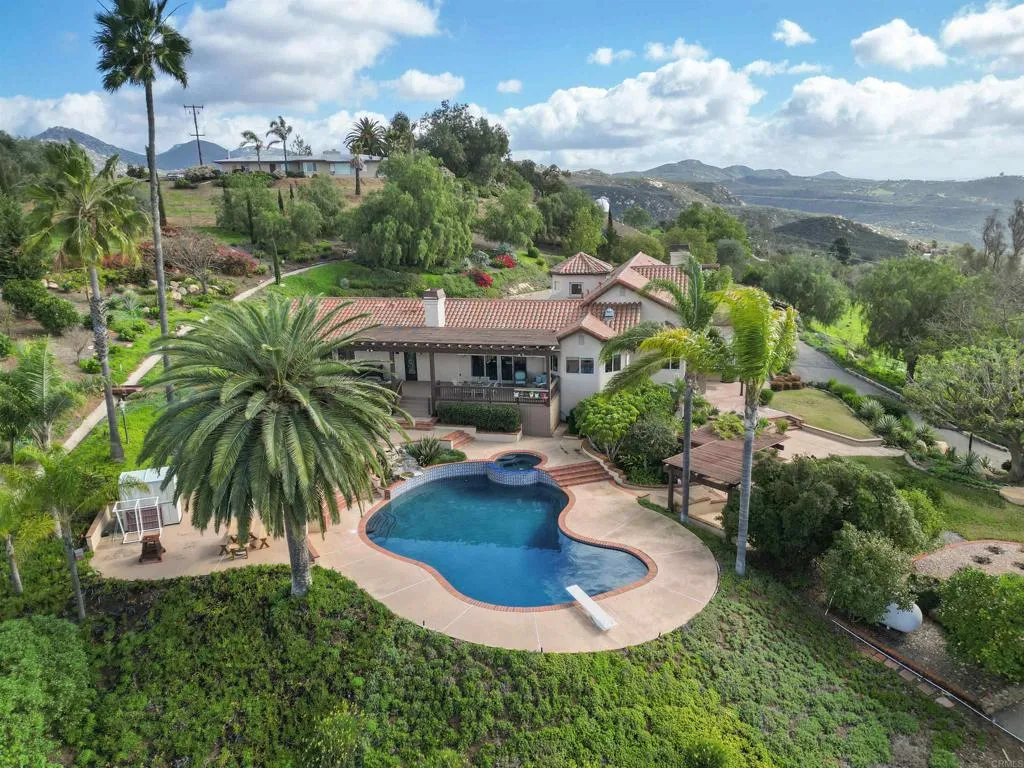 https://cdn.realtyfeed.com/cdn/127/306618440/15c5516a0d630db26613707e46f8a574.webp