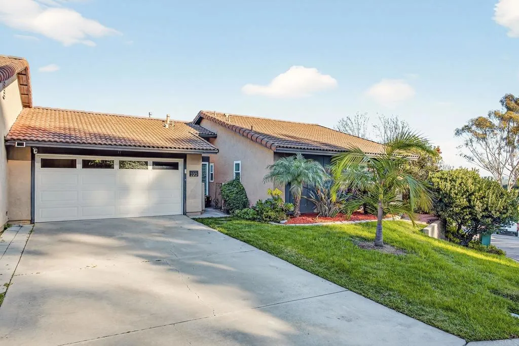 https://cdn.realtyfeed.com/cdn/127/306618471/b11f06d5efd645b502e09a3cfc5b2539.webp