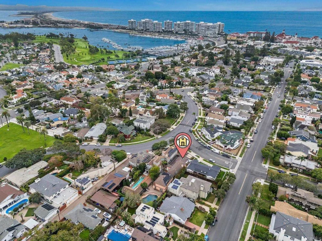 https://cdn.realtyfeed.com/cdn/127/306618480/1f782dce15460663ed830451ad0f775c.webp