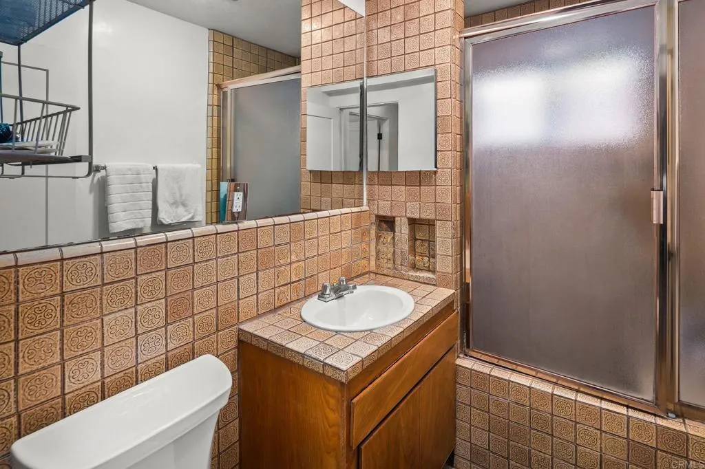 https://cdn.realtyfeed.com/cdn/127/306618480/2281ad79de18ac503d77465270c50c9c.webp