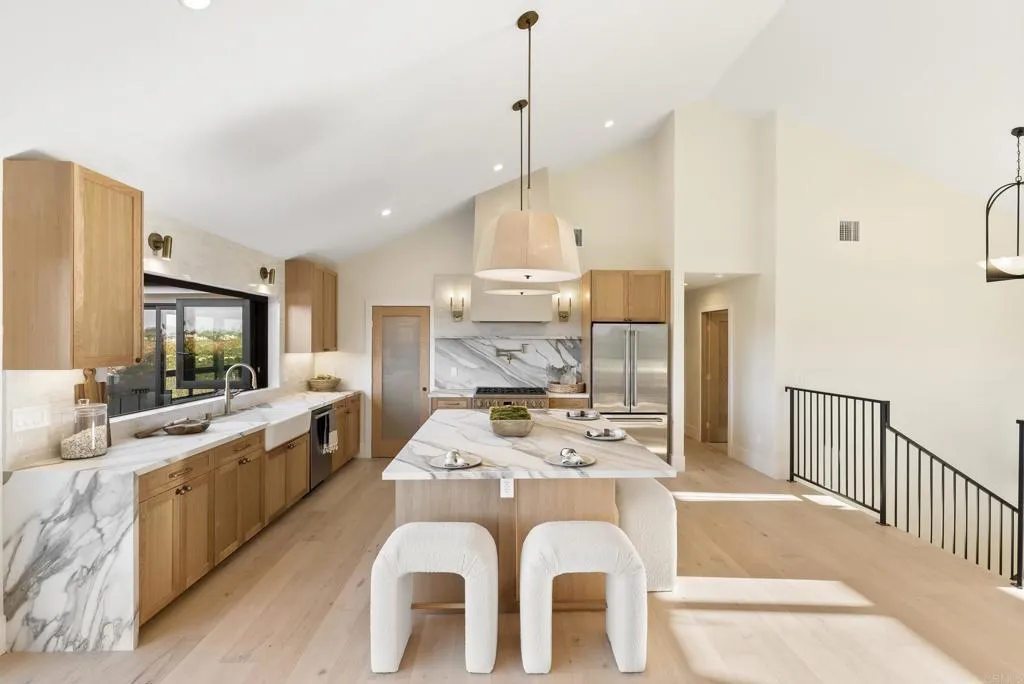 https://cdn.realtyfeed.com/cdn/127/306618551/416e1b6457a3e96b8d67c8426b3c92c4.webp