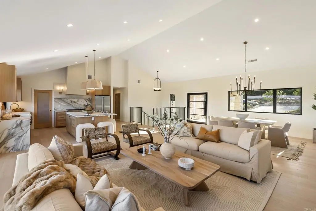 https://cdn.realtyfeed.com/cdn/127/306618551/99244ccb12a0a94edf74587199d63dc5.webp