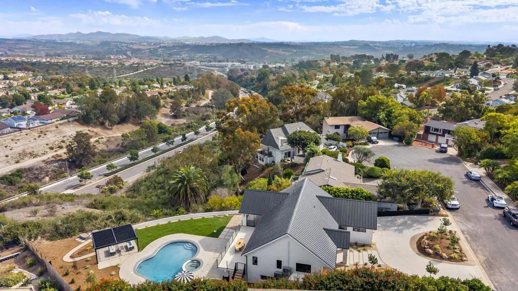https://cdn.realtyfeed.com/cdn/127/306618551/f0097bbc8fd8e7ee95f625bd09488067.webp