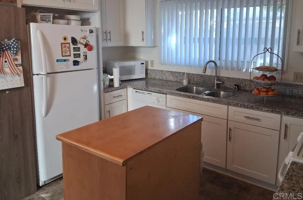 https://cdn.realtyfeed.com/cdn/127/306618560/fc8d935a3c5cb0a01e20bbd825a1956b.webp
