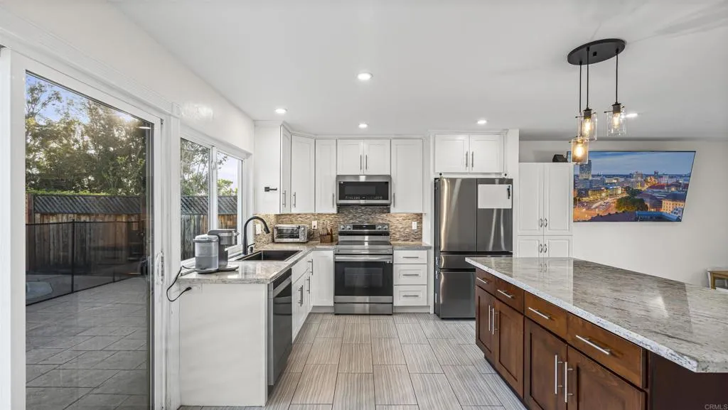 https://cdn.realtyfeed.com/cdn/127/306618594/1dd81f3aea238455730b5f67e922e4fa.webp