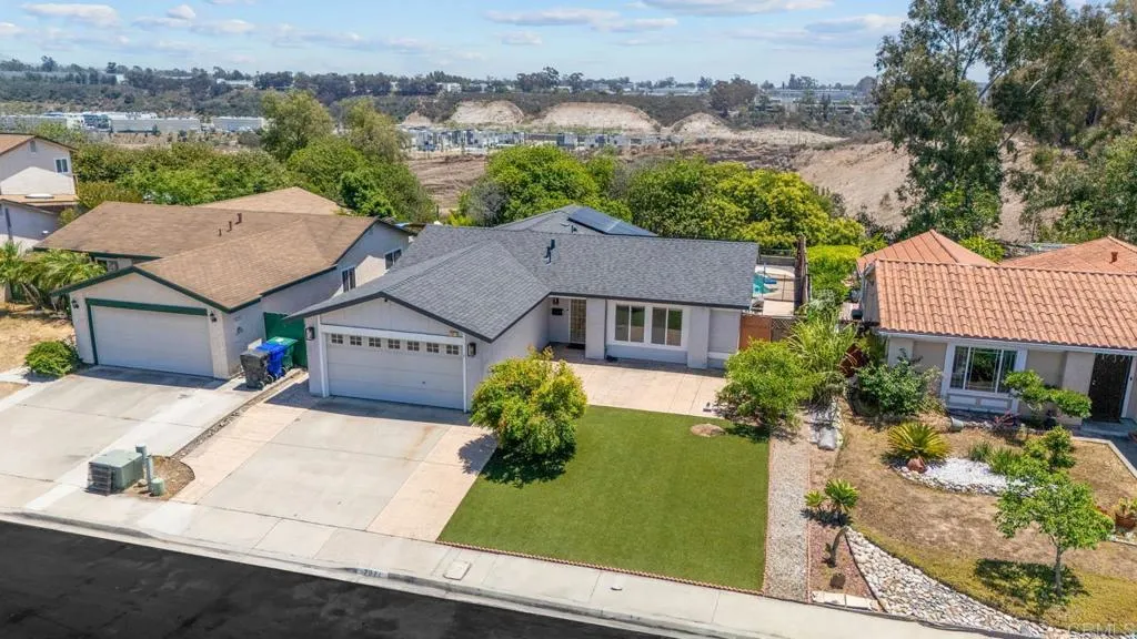 https://cdn.realtyfeed.com/cdn/127/306618594/f489846e647b833db38952294311bad6.webp