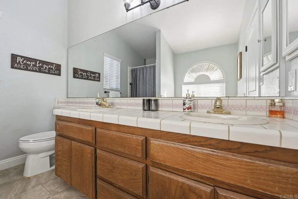 https://cdn.realtyfeed.com/cdn/127/306618669/85f5f940f167ba6b518ddb1ed288675d.webp