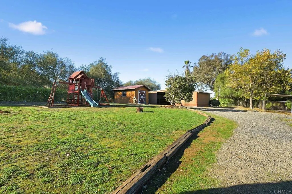 https://cdn.realtyfeed.com/cdn/127/306618669/fecabad7cafd10b959ab23582159ff06.webp