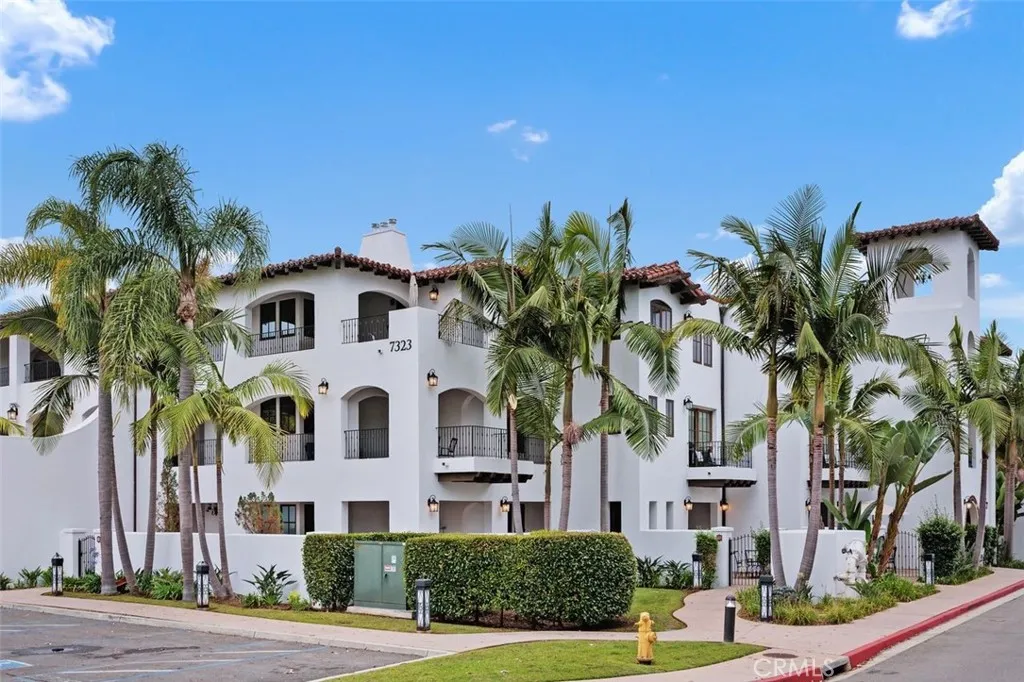 https://cdn.realtyfeed.com/cdn/127/306618696/c6a69ffafe561c7ad12ff3d83c0a59a3.webp