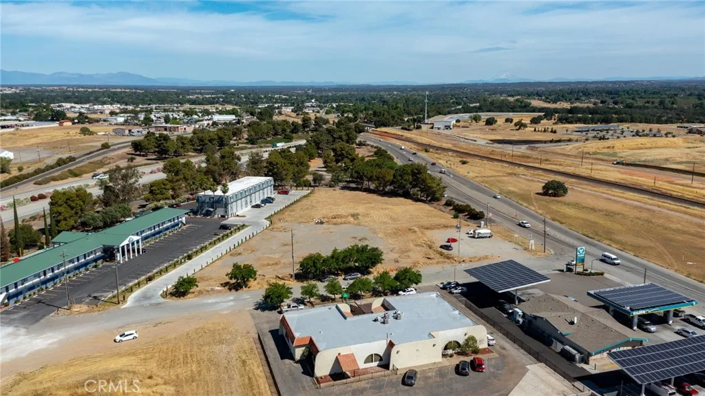 8 Sutter, Red Bluff, CA 96080 - Photo 2 of 21, Red Bluff, CA