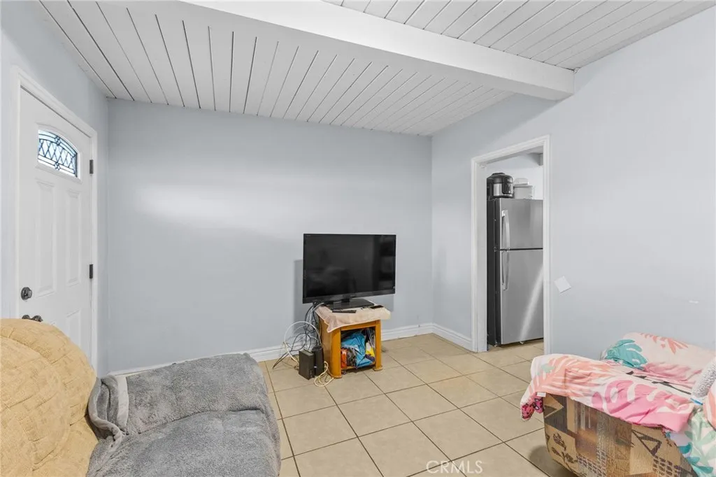 18585 14th, Bloomington, CA 92316 - Photo 4 of 19, Bloomington, CA