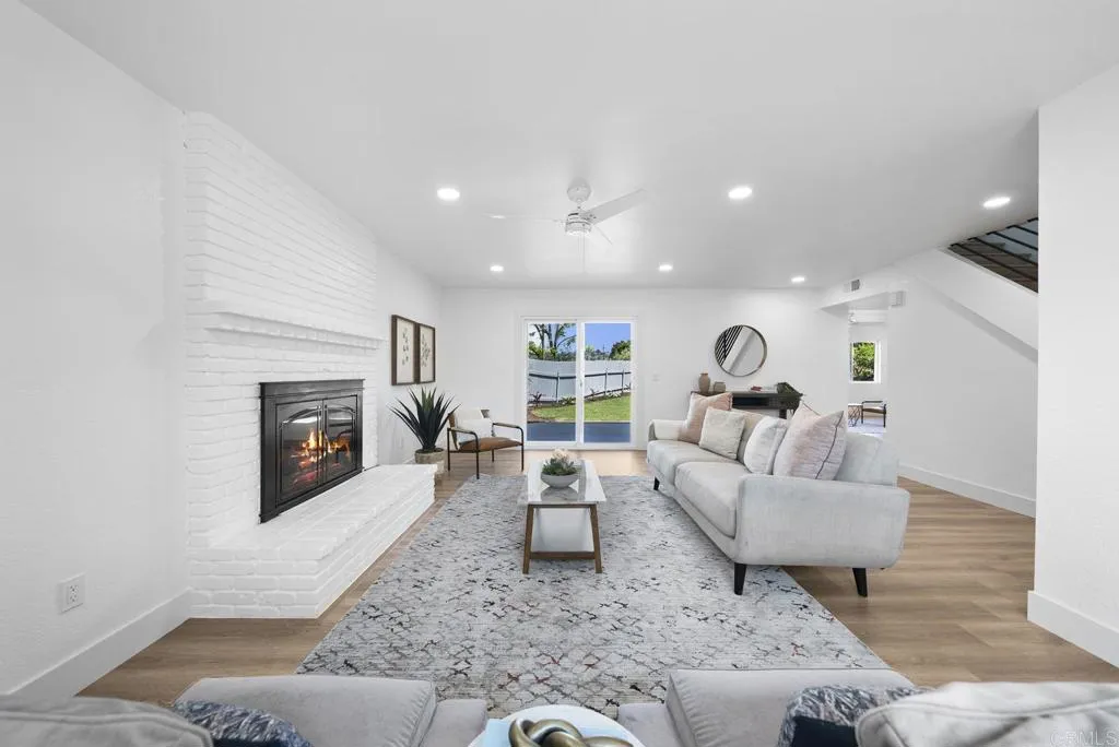 https://cdn.realtyfeed.com/cdn/127/306618753/1883b32308902c300e74e2546905a28c.webp