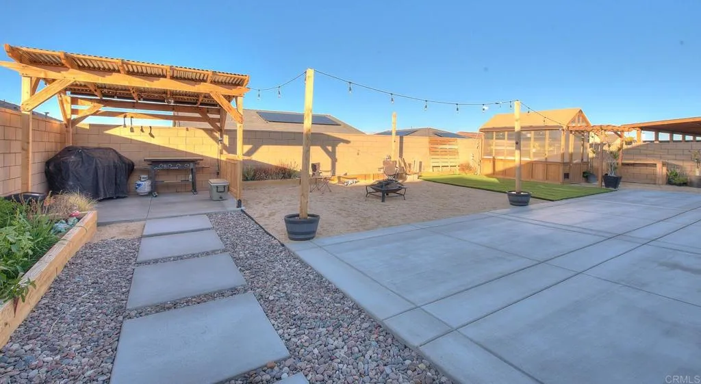 11912 Olivine Road, Victorville, CA 92392 - Photo 4 of 32, Victorville, CA