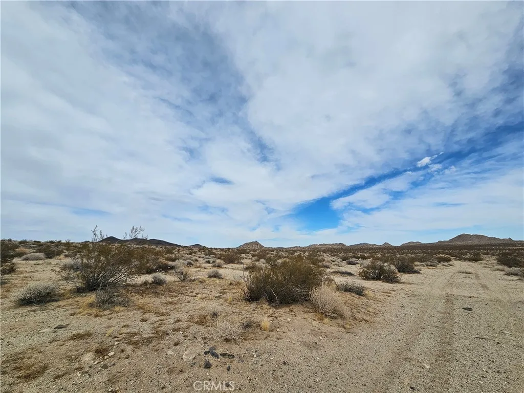 402 Rose Ln., Lucerne Valley, CA 92356 - Main photo, Lucerne Valley, CA