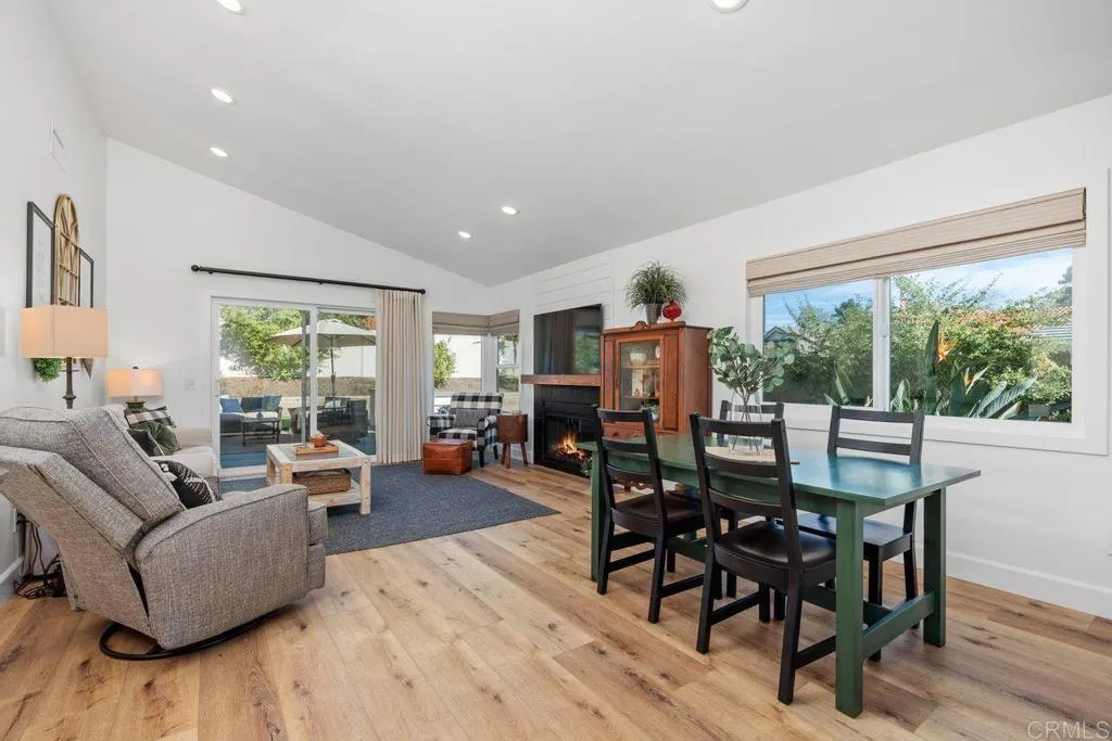 https://cdn.realtyfeed.com/cdn/127/306618823/33e212068924eb69209d1a5e3c87310b.webp