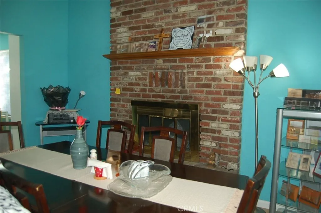 395 S Tamarisk, Rialto, CA 92376 - Photo 5 of 22, Rialto, CA