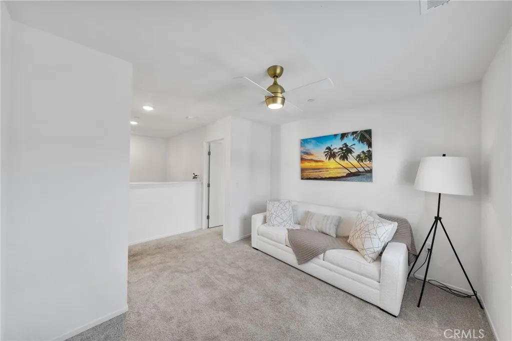 Photo #16: SW26000079 Listing: Photo #16