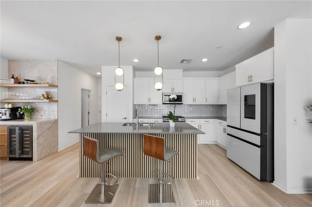 Photo #2: SW26000079 Listing: Photo #2