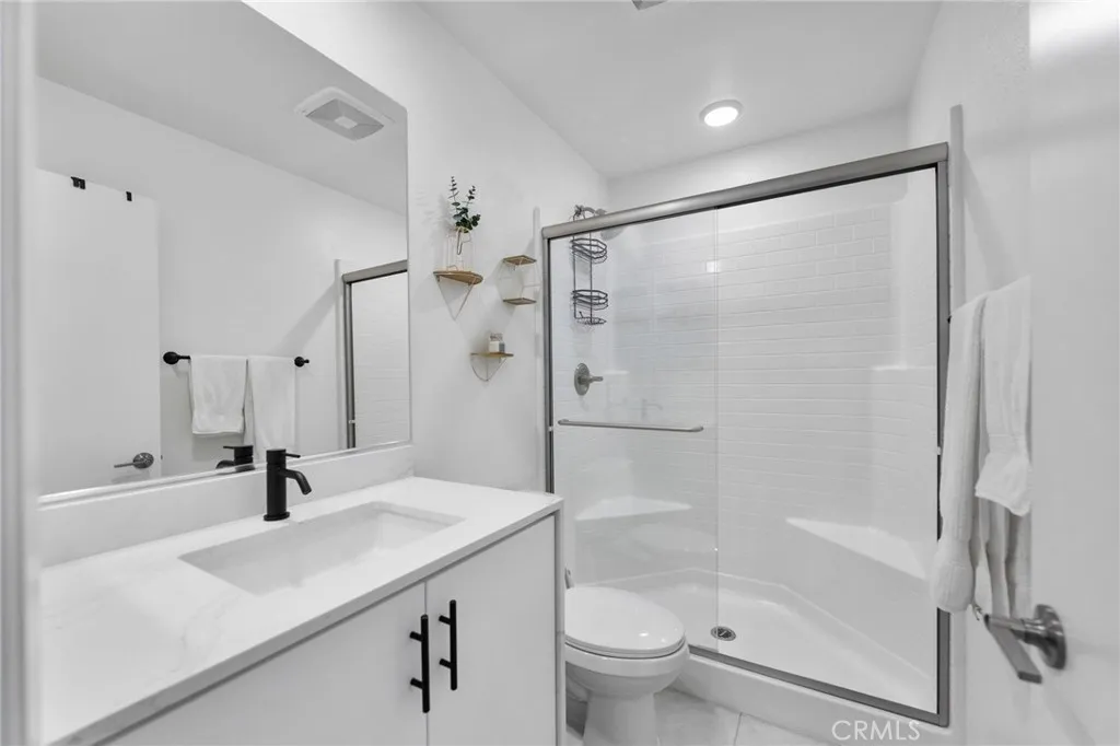 Photo #21: SW26000079 Listing: Photo #21
