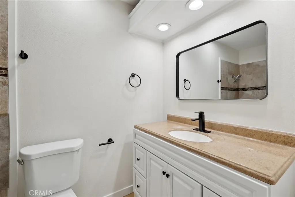 https://cdn.realtyfeed.com/cdn/127/306618951/064b573f9bc9e5788995e03dc7170ede.webp
