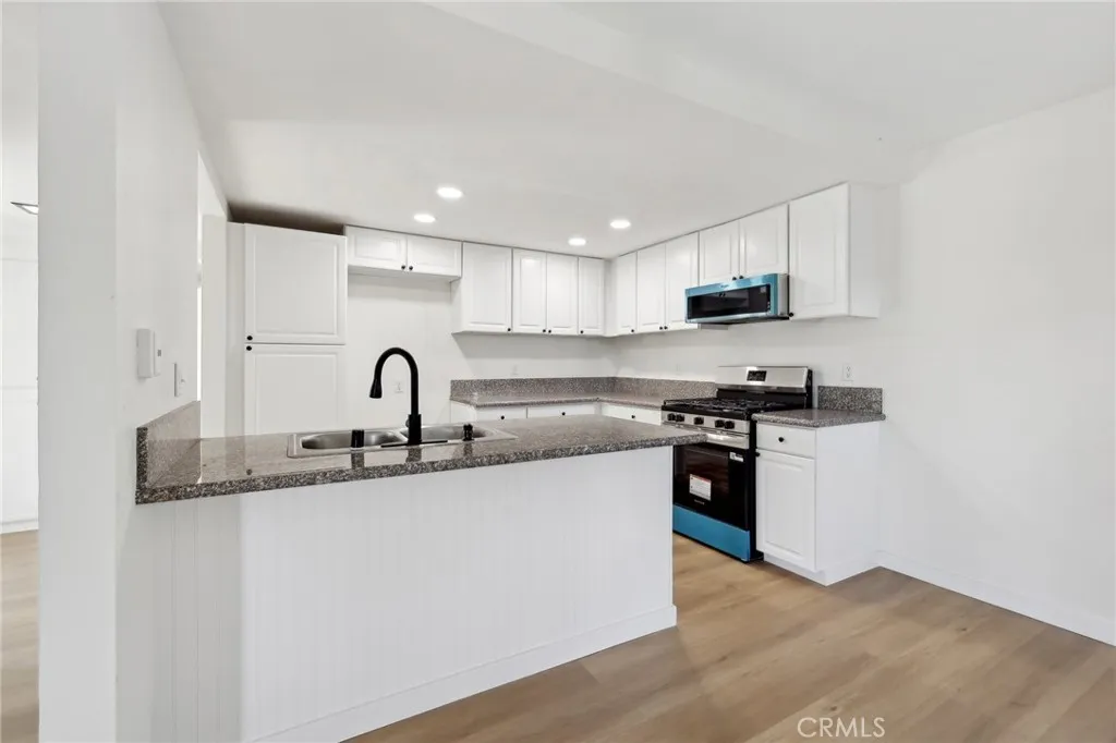 https://cdn.realtyfeed.com/cdn/127/306618951/12a5394fd27ae4dda1590f40de20c931.webp
