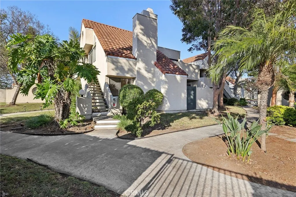 https://cdn.realtyfeed.com/cdn/127/306618951/adcc8bc15c507d999e590dc430bcfbed.webp