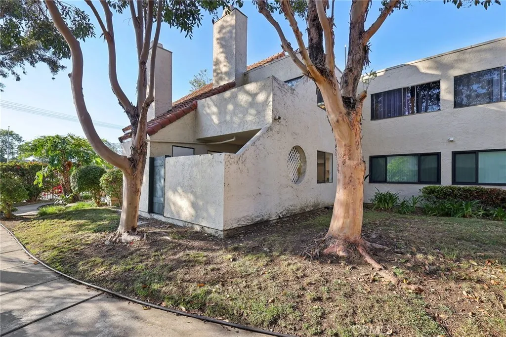 https://cdn.realtyfeed.com/cdn/127/306618951/d018286f10cdb0fc93657d37daac1256.webp