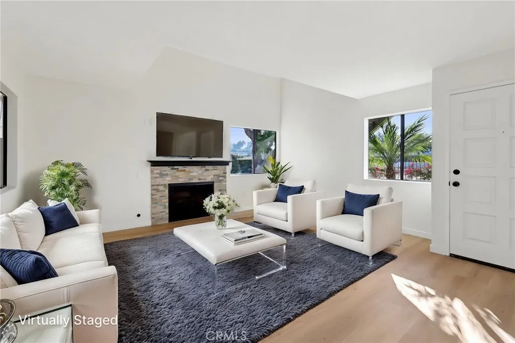 https://cdn.realtyfeed.com/cdn/127/306618951/eefac487f82052751f26c3c9f73714dc.webp