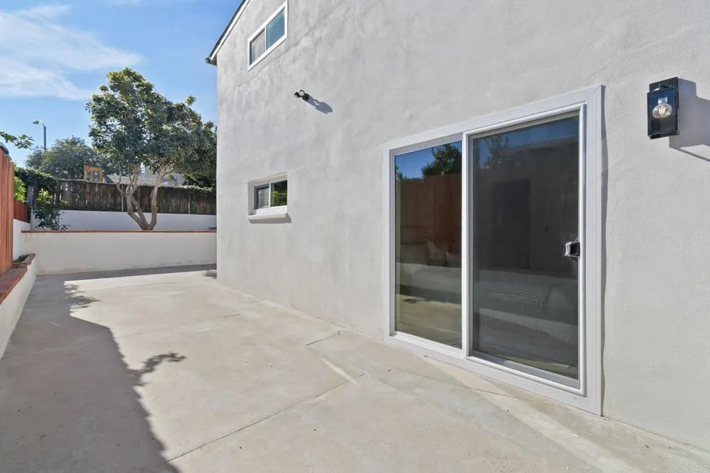https://cdn.realtyfeed.com/cdn/127/306618968/da922fb2523342430d162c2c394e10c3.webp