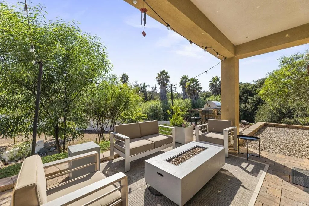 https://cdn.realtyfeed.com/cdn/127/306619009/c72b17750726ad84f3720c6a30af37b4.webp