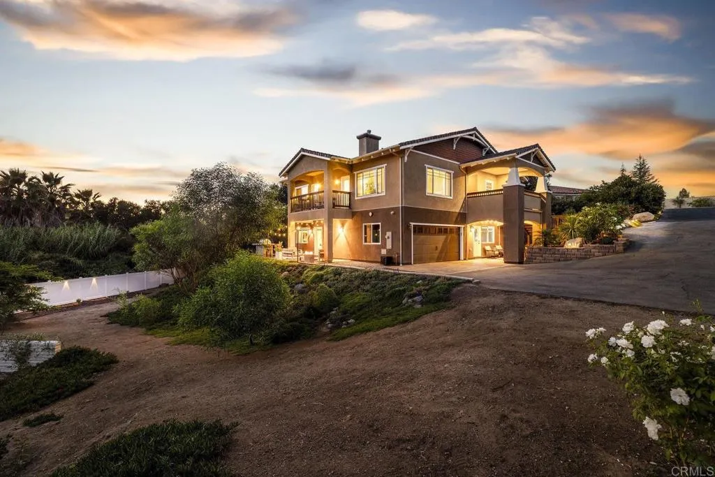 https://cdn.realtyfeed.com/cdn/127/306619009/e3ac4881aaf954b9dc03187662d96150.webp