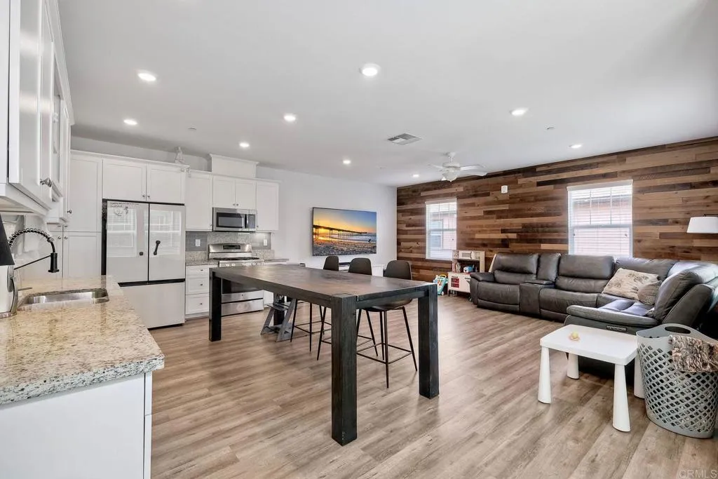 Photo #8: NDP2600399 Listing: Photo #8