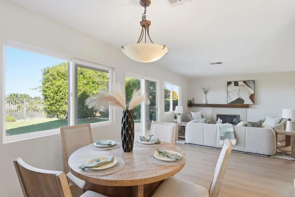 https://cdn.realtyfeed.com/cdn/127/306619055/055353ce5f6ddafad33b269a960f4731.webp