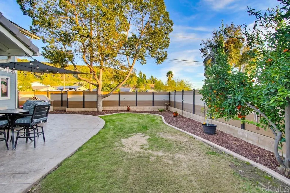 https://cdn.realtyfeed.com/cdn/127/306619060/a056afd0e6e0869fbf766d261cf851c2.webp