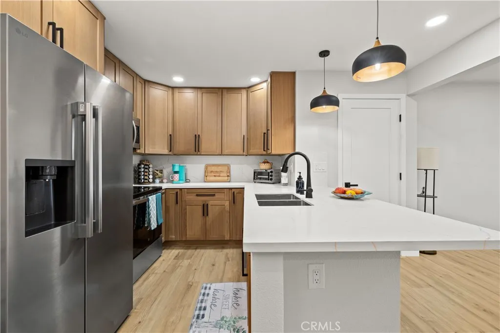 https://cdn.realtyfeed.com/cdn/127/306619107/0d6bb3c637f9bd6e7583bdaebe170b9b.webp