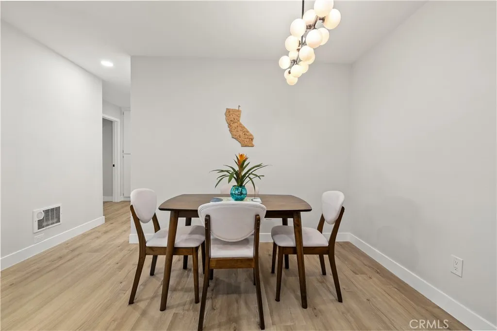 https://cdn.realtyfeed.com/cdn/127/306619107/72cc077e56106b531c8eedbe1d85e84a.webp