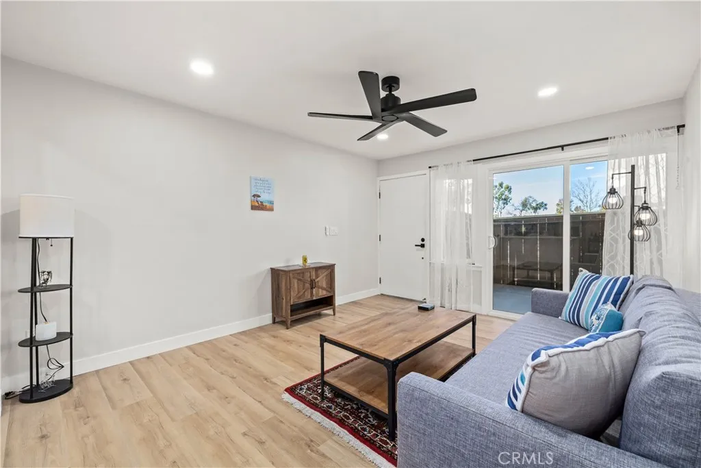 https://cdn.realtyfeed.com/cdn/127/306619107/fda06de54f157b0607bf85728de074da.webp